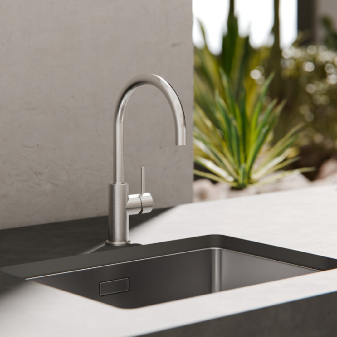 Keukenkraan Capri – Brushed gold