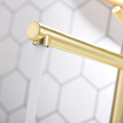 Hoge wastafelkraan Taylor - Brushed gold - 30.5 × 5.5 × 18 cm