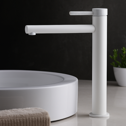 Hoge wastafelkraan Taylor - Mat wit - 30.5 × 5.5 × 18 cm